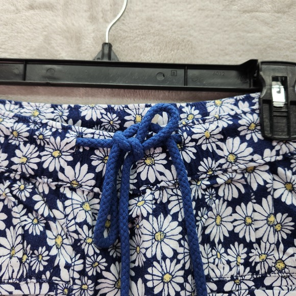 Free People Offbeat Pull On Shorts Womens XL Navy Ditsy Daisy Boho Fesitval New - Picture 9 of 11